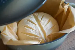 brot backen im topf und Backofen